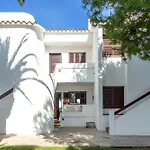 Apto Familiar Frente A Cala Διαμέρισμα
